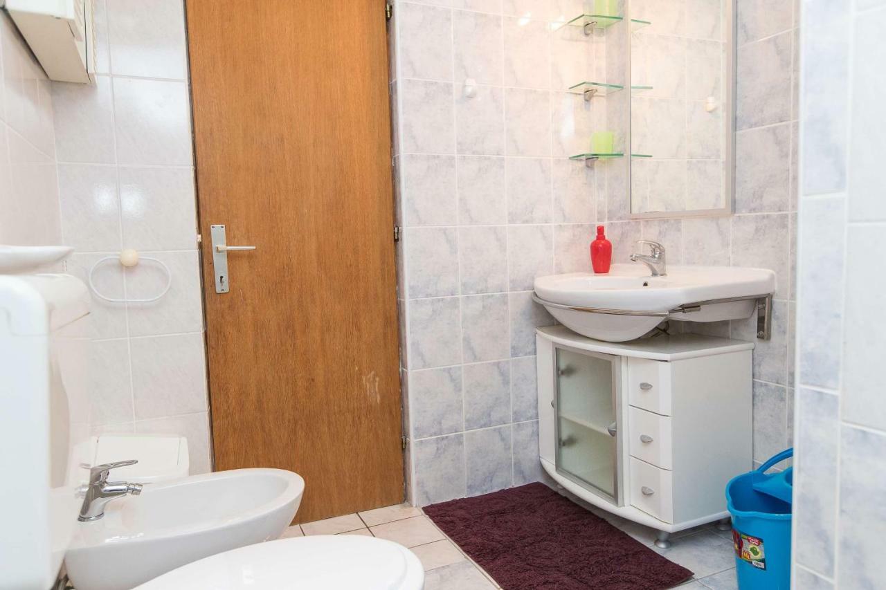 Apartman Ivan Драмал Екстериор снимка