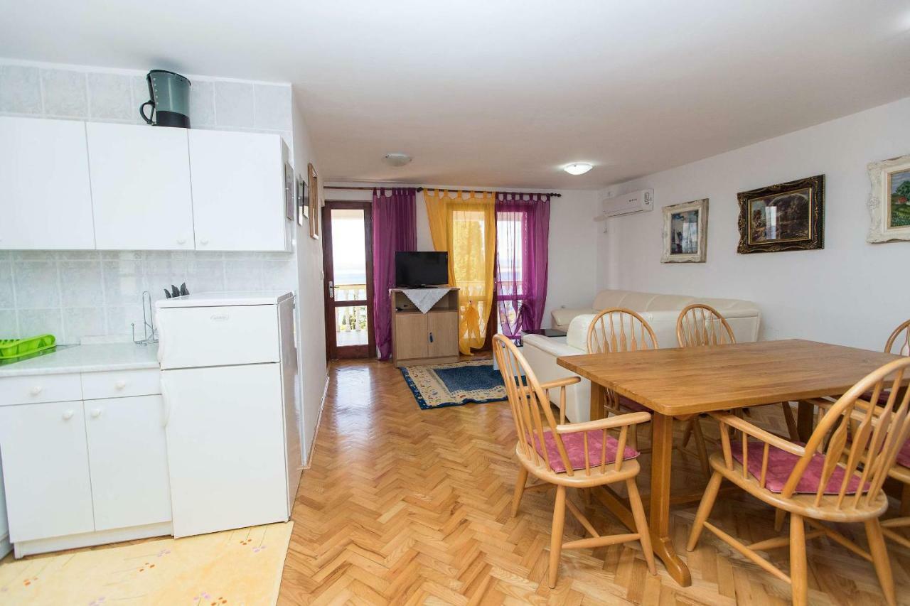 Apartman Ivan Драмал Екстериор снимка